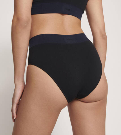 Majtki damskie sloggi EVER Infused Aloe High waist kolor BLACK