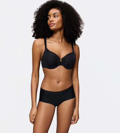 Czarne Majtki Triumph Body Make-Up Illusion Shorty EX