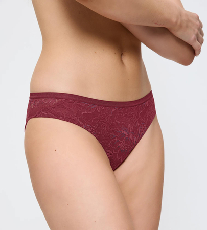 Majtki Triumph Amourette Charm T Brazilian01  SWEET MARSALA