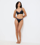 Czarne Majtki Triumph Triumph Comfort Glam String