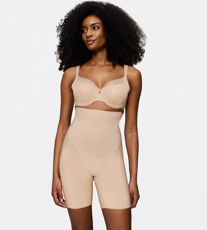 Majtki modelujące Triumph BMU Illusion Curve Super HW Mid-Thigh NUDE BEIGE