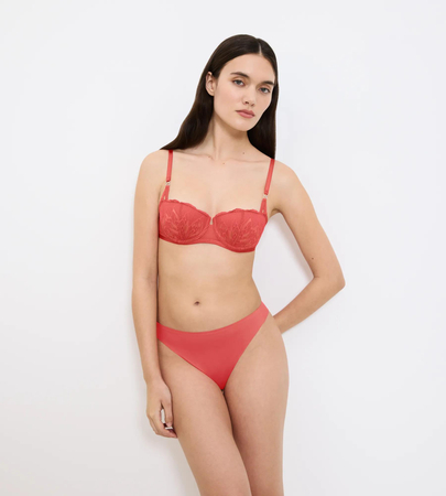Majtki Triumph Smart Invisible String  BLOOD ORANGE