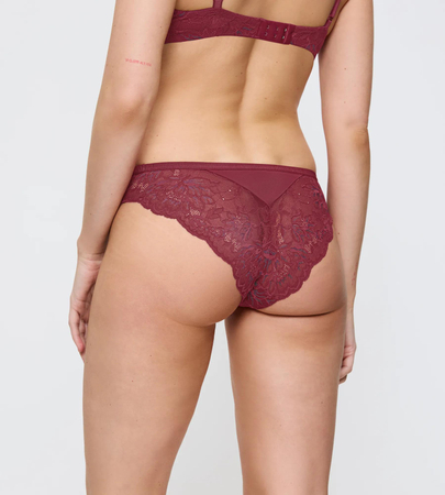 Majtki Triumph Amourette Charm T Brazilian01  SWEET MARSALA