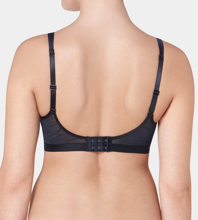 Czarny Biustonosz z fiszbiną Triumph Airy Sensation W01